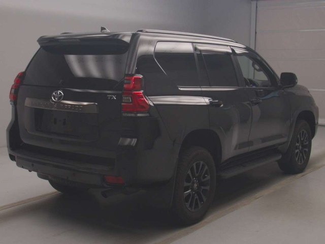 TOYOTA LAND CRUISER PRADO 2022