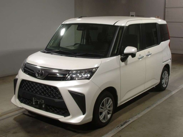 TOYOTA ROOMY 2022