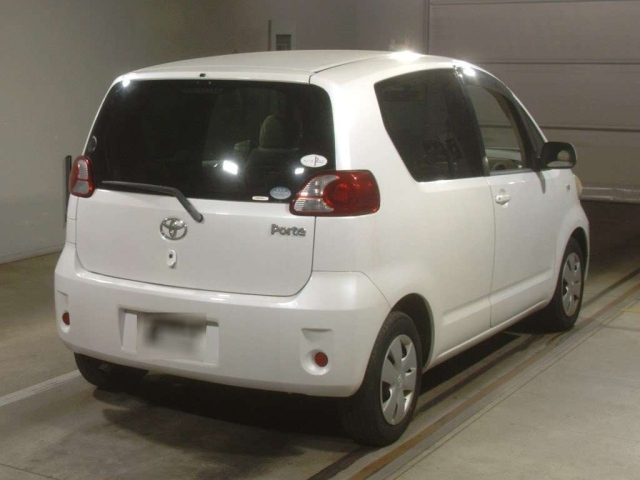 TOYOTA PORTE 2008