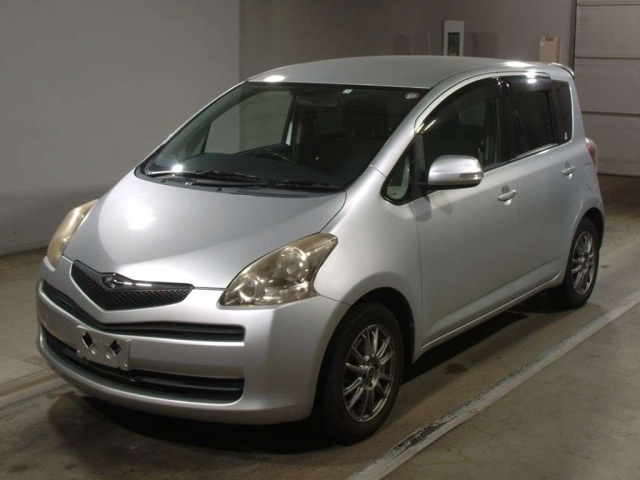 TOYOTA RACTIS 2010