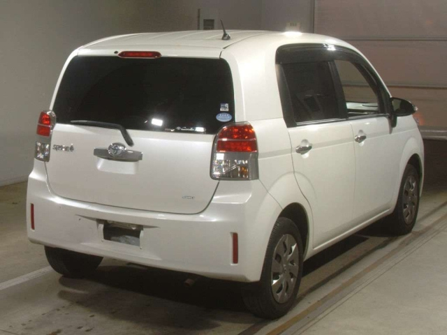 TOYOTA SPADE 2014