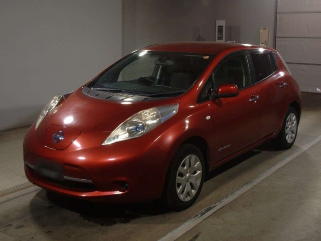 NISSAN LEAF 2014