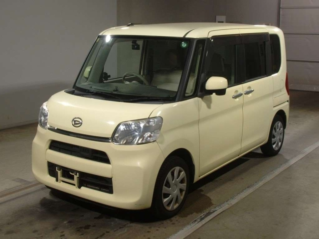 DAIHATSU TANTO 2014