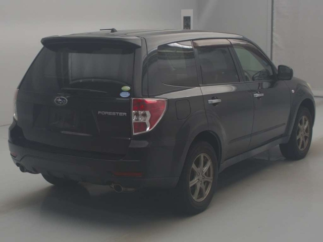 SUBARU FORESTER 2010