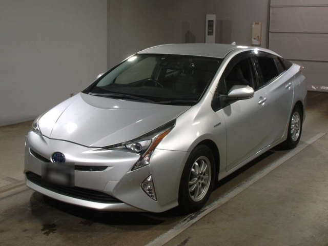 TOYOTA PRIUS 2018