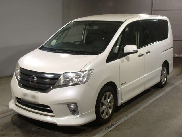 NISSAN SERENA 2013