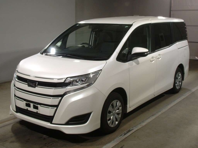 TOYOTA NOAH 2021
