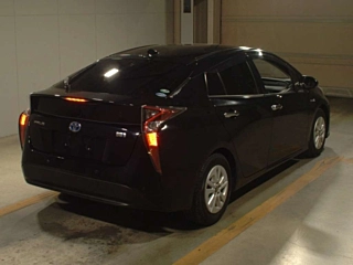 TOYOTA PRIUS 2018