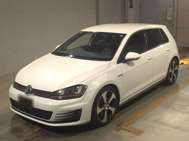 VOLKSWAGEN GOLF 2014