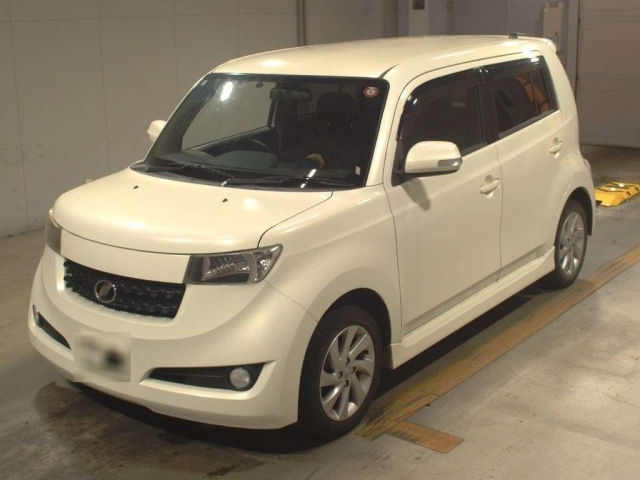 TOYOTA BB 2009