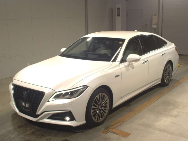 TOYOTA CROWN 2021