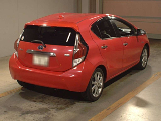 TOYOTA AQUA 2015