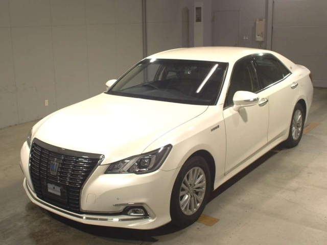 TOYOTA CROWN 2016