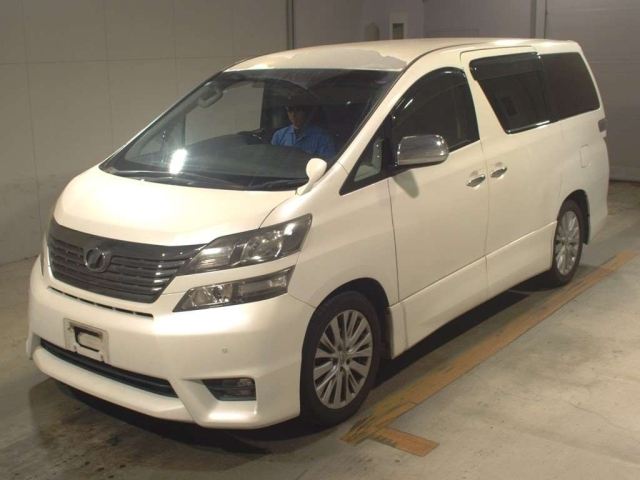 TOYOTA VELLFIRE 2011