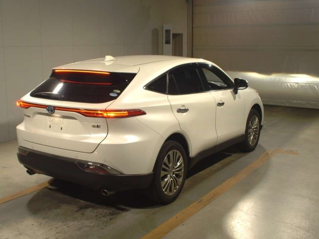 TOYOTA HARRIER 2020