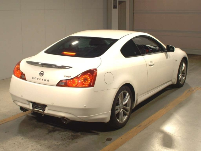 NISSAN SKYLINE 2009
