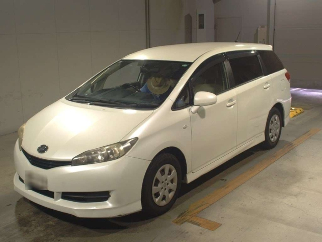 TOYOTA WISH 2011