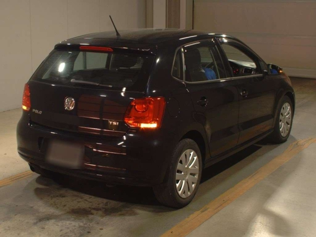 VOLKSWAGEN POLO 2011