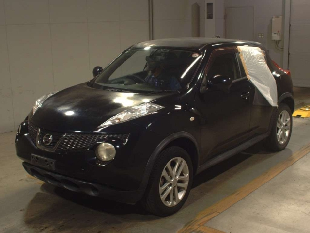 NISSAN JUKE 2010