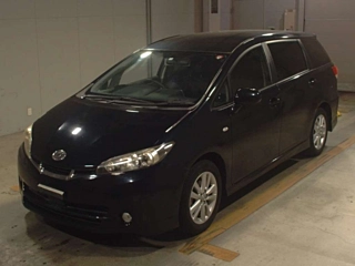 TOYOTA WISH 2011