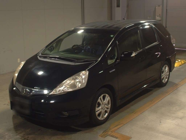 HONDA FIT SHUTTLE 2013