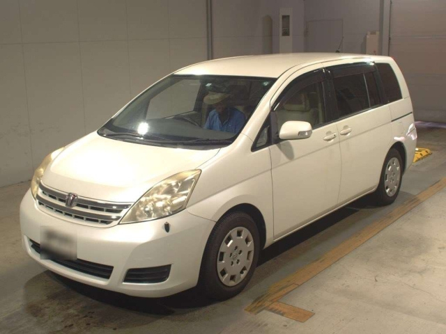 TOYOTA ISIS 2010