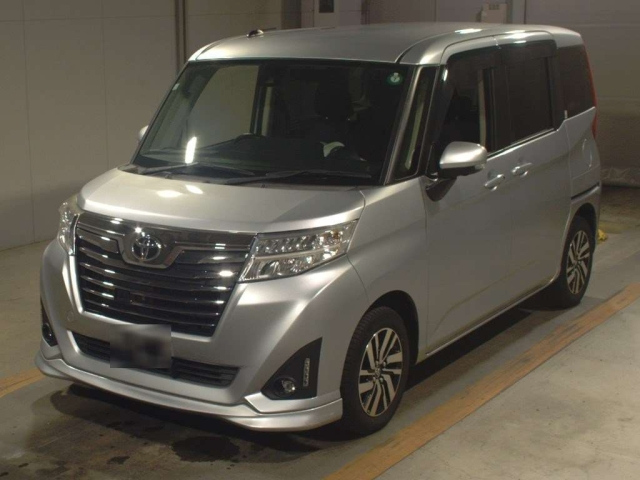 TOYOTA ROOMY 2016