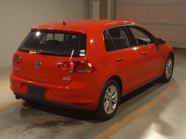 VOLKSWAGEN GOLF 2015