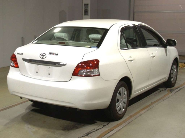 TOYOTA BELTA 2010
