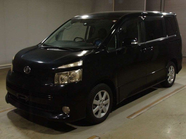 TOYOTA VOXY 2008