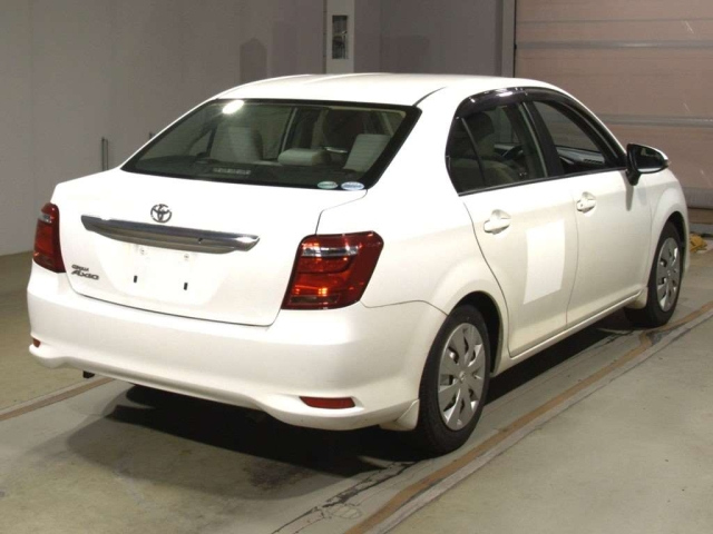 TOYOTA COROLLA AXIO 2016