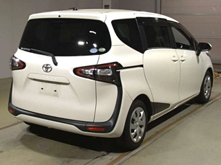 TOYOTA SIENTA 2016