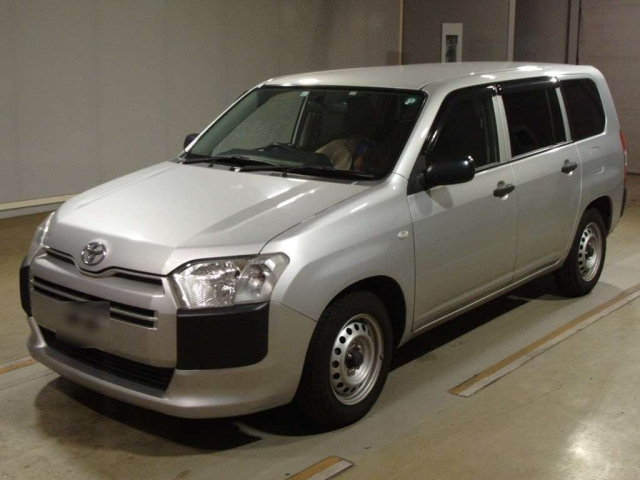 TOYOTA PROBOX 2018