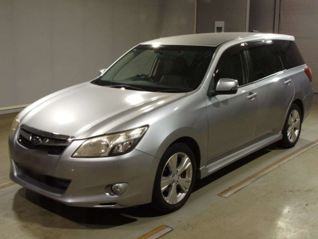 SUBARU EXIGA 2013