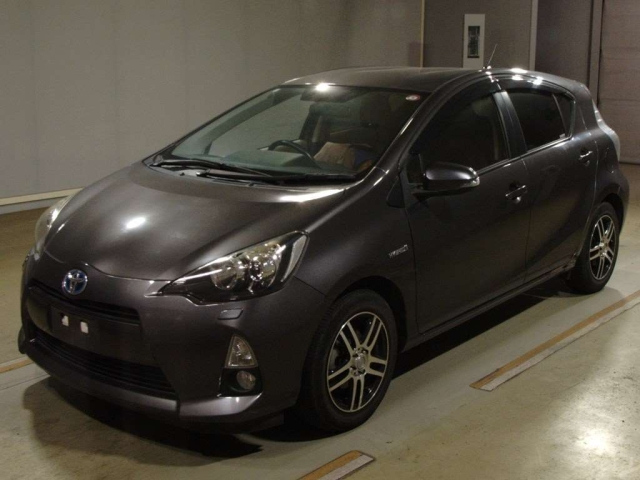 TOYOTA AQUA 2014