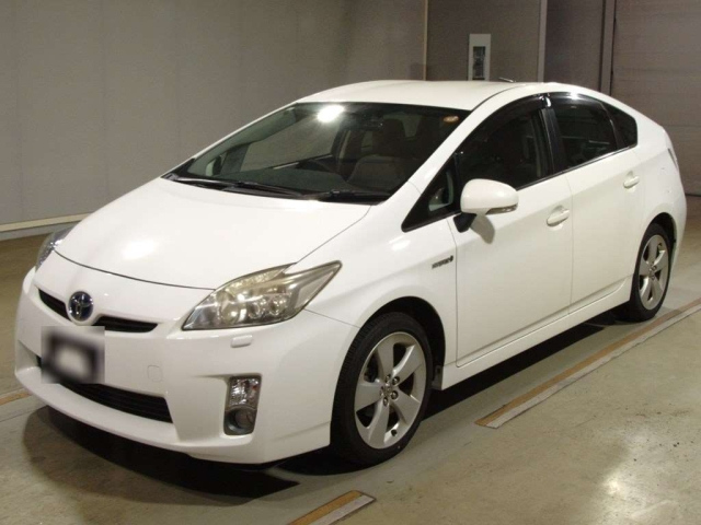 TOYOTA PRIUS 2011