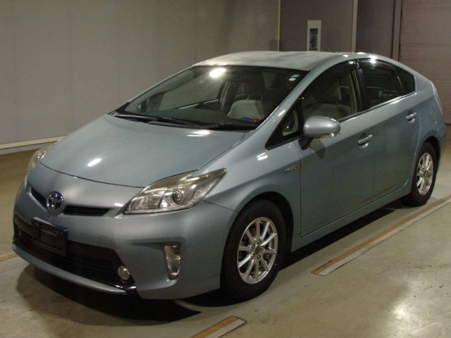 TOYOTA PRIUS 2012