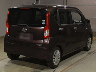 DAIHATSU MOVE 2015