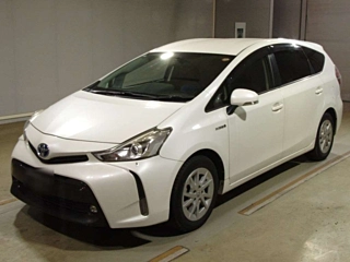 TOYOTA PRIUS ALPHA 2015
