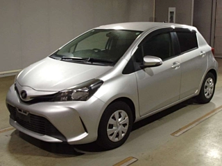 TOYOTA VITZ 2015