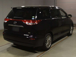 TOYOTA ESTIMA 2013