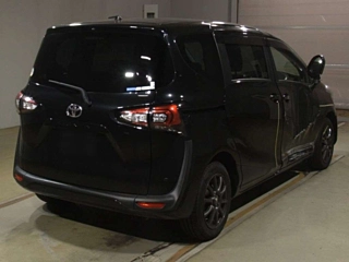 TOYOTA SIENTA 2022