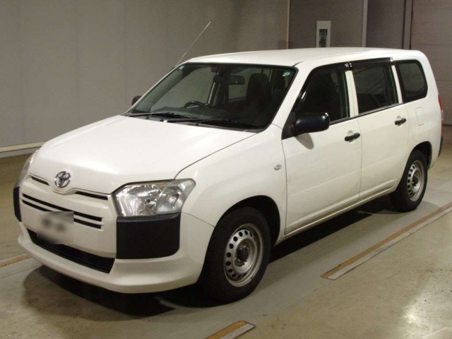TOYOTA PROBOX 2018