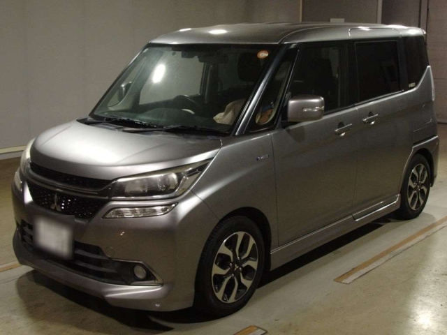MITSUBISHI DELICA D2 2018