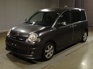 TOYOTA SIENTA 2009