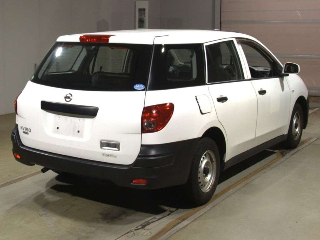 NISSAN AD 2020