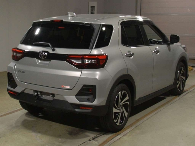 TOYOTA RAIZE 2022