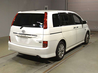 TOYOTA ISIS 2010