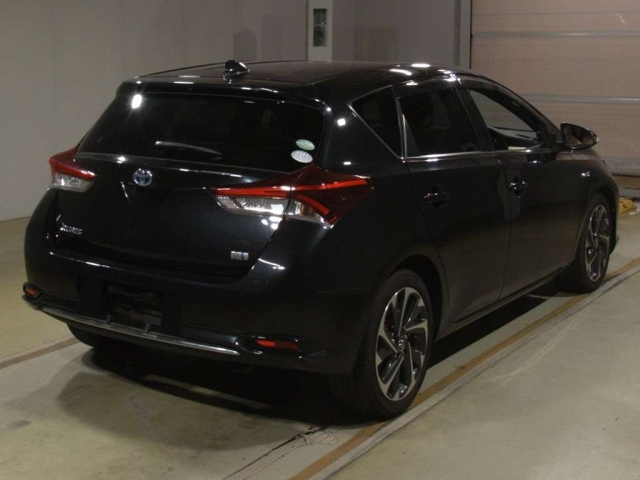 TOYOTA AURIS 2018