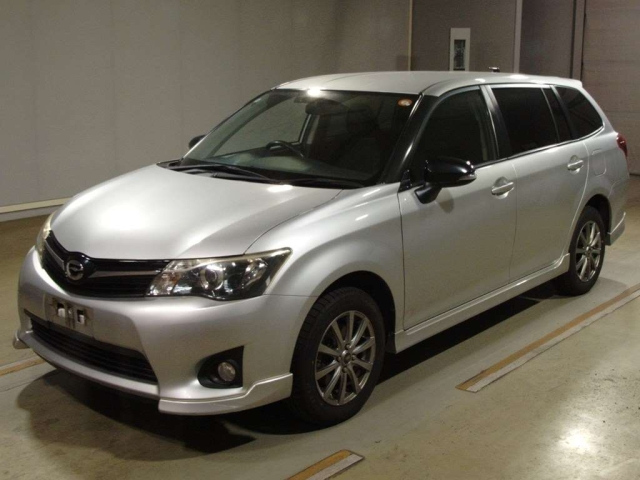 TOYOTA COROLLA FIELDER 2014